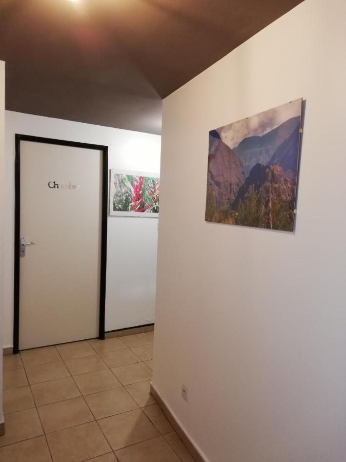 Appartement Meuble De Tourisme Saint-Pierre Kültér fotó