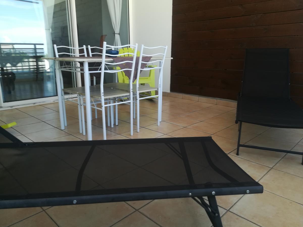 Appartement Meuble De Tourisme Saint-Pierre Kültér fotó